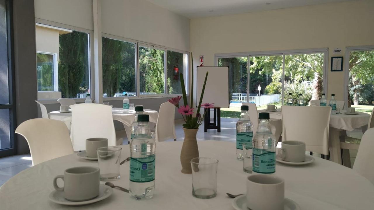 Village Park Tandil Ngoại thất bức ảnh